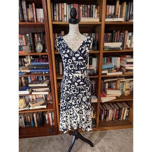 BODEN knit blue and white v neck hi low floral dress sz 6 euc